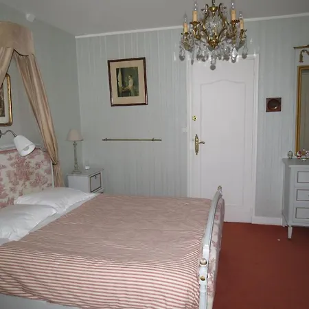 Domaine De Montaigu Bed and breakfast