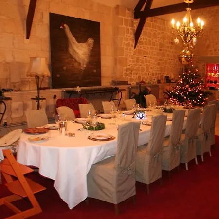 Bed & Breakfast Domaine De Montaigu *