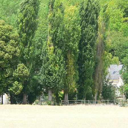 Domaine De Montaigu Couette-café Ambleny