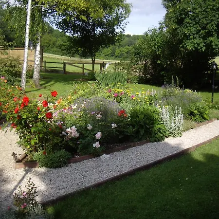 Bed & Breakfast Domaine De Montaigu Ambleny